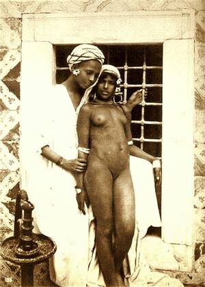 arabian slave girls nudes - Lehnert & Landrock Nude Bedouin Woman c1910