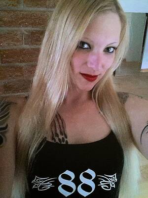 Blonde Nazi Porn - Neo-Nazi Ina Groll