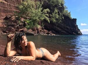 Actress Gina Rodriguez - Gina Rodriguez's Bikini Photos: Her Hottest Photos in a Swimsuit | Life &  Style