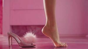 Mariah Carey Feet Porn - Margot Robbie's 'Barbie' feet drive foot fetishists wild - 'this is literal  porn' - Daily Star