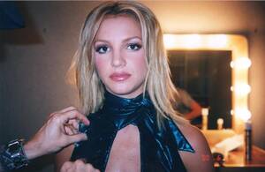Britney Spears Porno - Britney Spears memoir 'The Woman in Me' is here