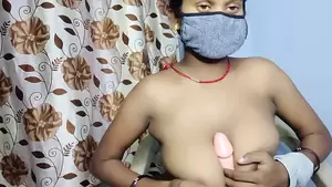hd fingering herself to orgasm - Teen Indian girl fingers herself to orgasm in HD video
