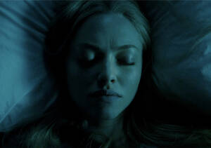 Amanda Seyfried Hardcore Porn - Watch: Amanda Seyfried Stars In A Very Special 'Law & Order: SVU' With  Trailer For 'Gone'