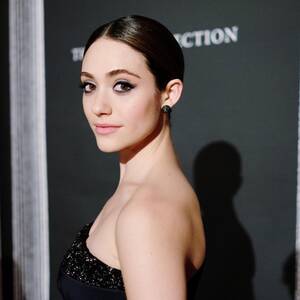 Emmy Rossum Hairy Pussy - Emmy Rossum: sus pelÃ­culas mÃ¡s emocionantes y donde verlas | GQ