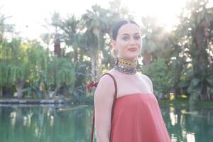 Katy Perry Celeb Porn - Katy Perry Wears Nude Swimsuit to the Beach | Teen Vogue