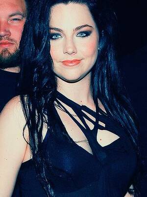 Amy Lee Was In Porn - Evanescence Photo: Amyy<3 | Amy lee, Amy, Amy lee evanescence