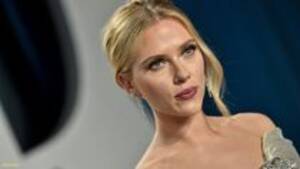 Lesbian Porn Scarlett Johansson - Scarlett Johansson Is 'Embarrassed' About Past Asian, Trans Comments