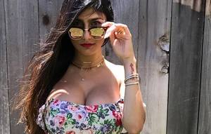 Glasses Mia Khalifa Anal - mia khlifa answers 7 most googled sex questions