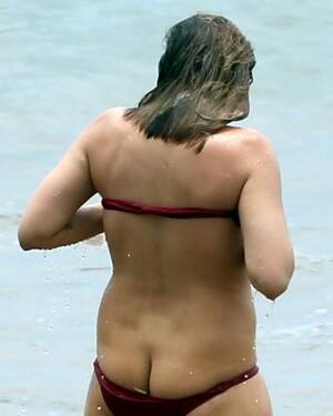 bikini malfunction on the beach - Elisabeth Harnois bikini malfunction showing ass crack at a beach in Maui  Porn Pictures, XXX Photos, Sex Images #3230349 - PICTOA