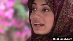 Arab Hijab Porn Bbc - Arab girl in hijab jumps on neighbor's bbc - XVIDEOS.COM