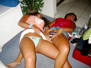 candid drunk girls upskirt - Free drunk upskirt videos â€” Milf Extreme Porn
