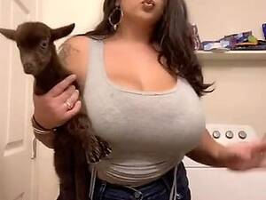 big boobs milk - Milk porn videos - page 1 - at EpicPornVideos