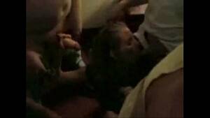 Homemade Drunk Blowjob - Nice girl giving a blowjob at a party - XVIDEOS.COM