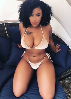 beautiful black love - I am a 29 year old female and love all types of porn. I am bisexual and  enjoy a little of.