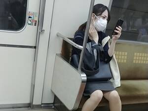 japanese public upskirt videos - Japanese upskirt - video 27 - ThisVid.com em inglÃªs