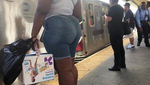 candid phat booty ebony - Monster Ebony Candid Ass in Jean Shorts - XVIDEOS.COM