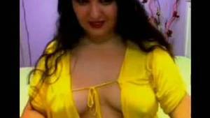 muslim bbw huge breasts - Big boobs BBW muslim aunty exposed her on demand