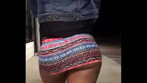 juicy ebony ass upskirt - Skirt rises up phat booty - XVIDEOS.COM