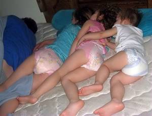 Diaper Kim Possible Porn - Mom and her girls