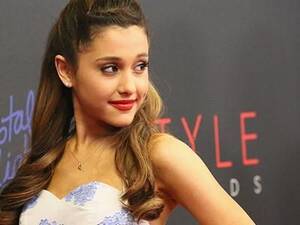 Lesbian Porn Ariana Grande Nudes - Ariana Grande Says Recording Song About Gay Affair Was 'Very Fun'