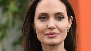 Angelina Jolie Blowjob Facial - Angelina Jolie on Harvey Weinstein, Brad Pitt and 'The Aviator'