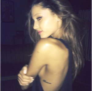 Ariana Grande Tits - Ariana Grande Tattoos: A Guide to All of Her Pieces of Ink