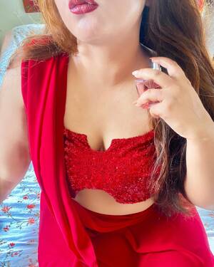 Lesbian Strapon With Selena Gomez - sonu_Poonam_cpl @sonu_poonam_cpl - Twitter Profile | Sotwe