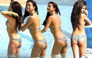 Beach Selena Gomez - Awesome. : r/SelenaGomez