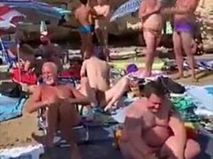 Beach Voyeur Spy Sex - Hidden cam nudist beach FREE SEX VIDEOS - TUBEV.SEX