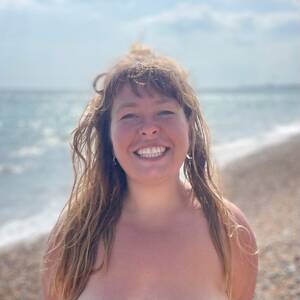 friends on the beach nude - Nude beaches: why they can feel unsafe | Minka Guides