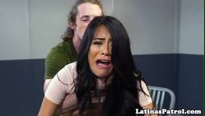 Latino Women Porn Captions - Undocumented latina drilled by border officer - XVIDEOS.COM