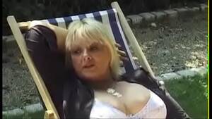 Bbw Anal Pissing - Bbw analfisting and pee - XVIDEOS.COM