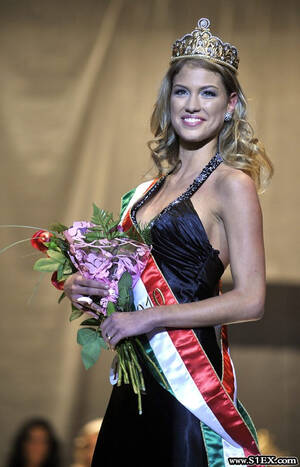 Miss Hungary Porn - Miss Hungary, Gregori DÃ³ra meztelen kÃ©peket villantott - S1EX.com porn