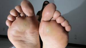 Barefoot At Work - Soles fetish â€“ hot soles after work - Barefoot - XFantazy.com