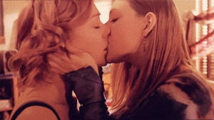 Alyson Hannigan Sex Tape Porn - Buffy the Vampire Slayer's Alyson Hannigan praises Willow and Tara's  \