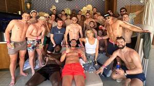 bukkake ebony emma stone - Rob McElhenney throws pool party for Wrexham players in Vegas : r/pics