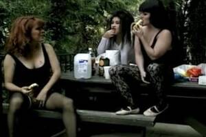 lony brown shemale - Lony Brown lesbian three-some at Black Shemales Videos