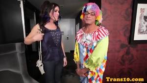 Fat Clown Porn - Purplehaired tranny riding on clowns dong
