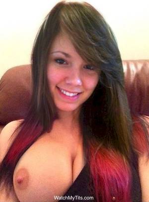 girlfriend naked breasts - Big Breast Girlfriend Naked On Webcam