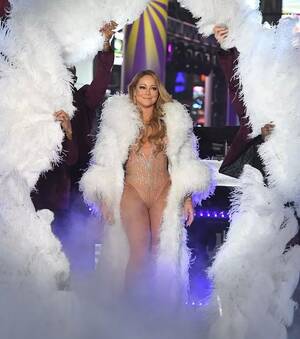 mariah carey beach body naked - Mariah Carey's hottest snaps as star turns 53 - Daily Star