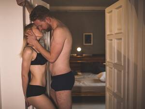 black sex standing up - 8 Tips for Having Sex Standing up - How to Master Standing Sex