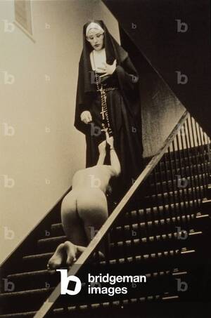 Iran Nun Porn - Image of Nude Woman Imploring Nun