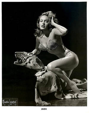 Burlesque Porn Jada - Burlesque | MOTHERLESS.COM â„¢