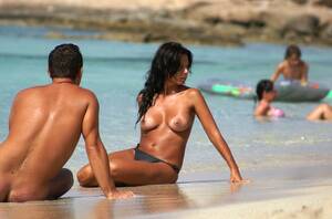 black celeb nude beach - Nude Beaches in Brazil - 34 photos