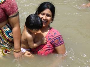 hot desi girl naked water - at 23:06