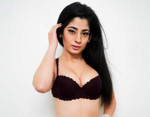 Nadia Ali Hijab Porn - Nadia Ali