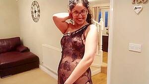 indian glasses sex - Amateur desi sex of the Indian Bhabhi wearing glasses and bodystocking |  AREA51.PORN