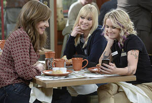 Emily Osment Porn Captions Joi - Mom' Recap: Jodi Dies of a Drug Overdose â€” Season 3, Episode 12 â€“ TVLine