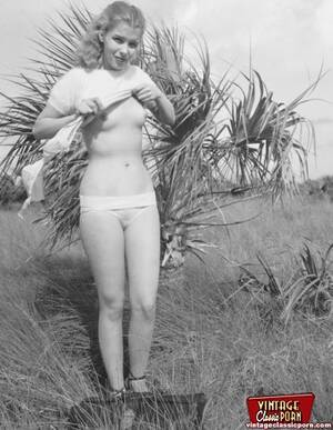 fine vintage nudes - ... Several vintage girls showing their fine natural bodies ...