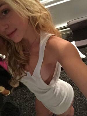 18yo Selfie Porn - Teen selfies selfshot 18 18y 18yo blonde exposed - \
